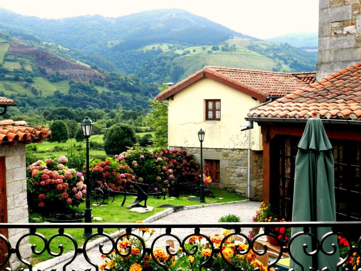 Hotel Posada Del Pas Онтанеда Экстерьер фото